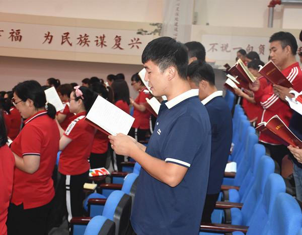 逃离办公室房间